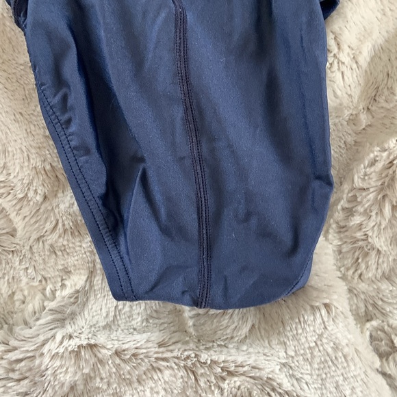 Swim bundle! Speedo and Dolfin size 26. Excellent condition! - Picture 4 of 4